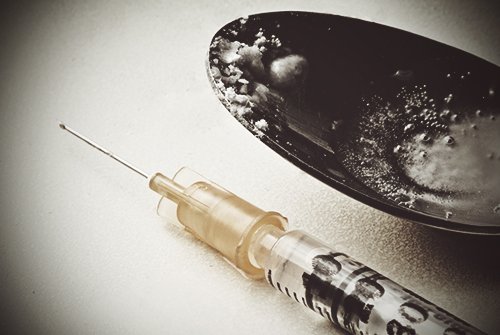 drugabuse-shutterstock222272536-heroin_spoon-feature_image